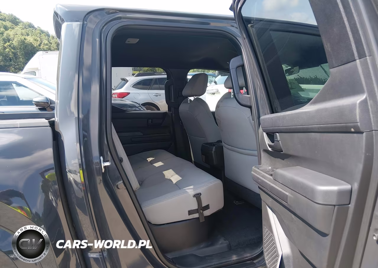 2025 Toyota Tacoma Sr5 VIN:3TMLB5JN4SM105123 - 8