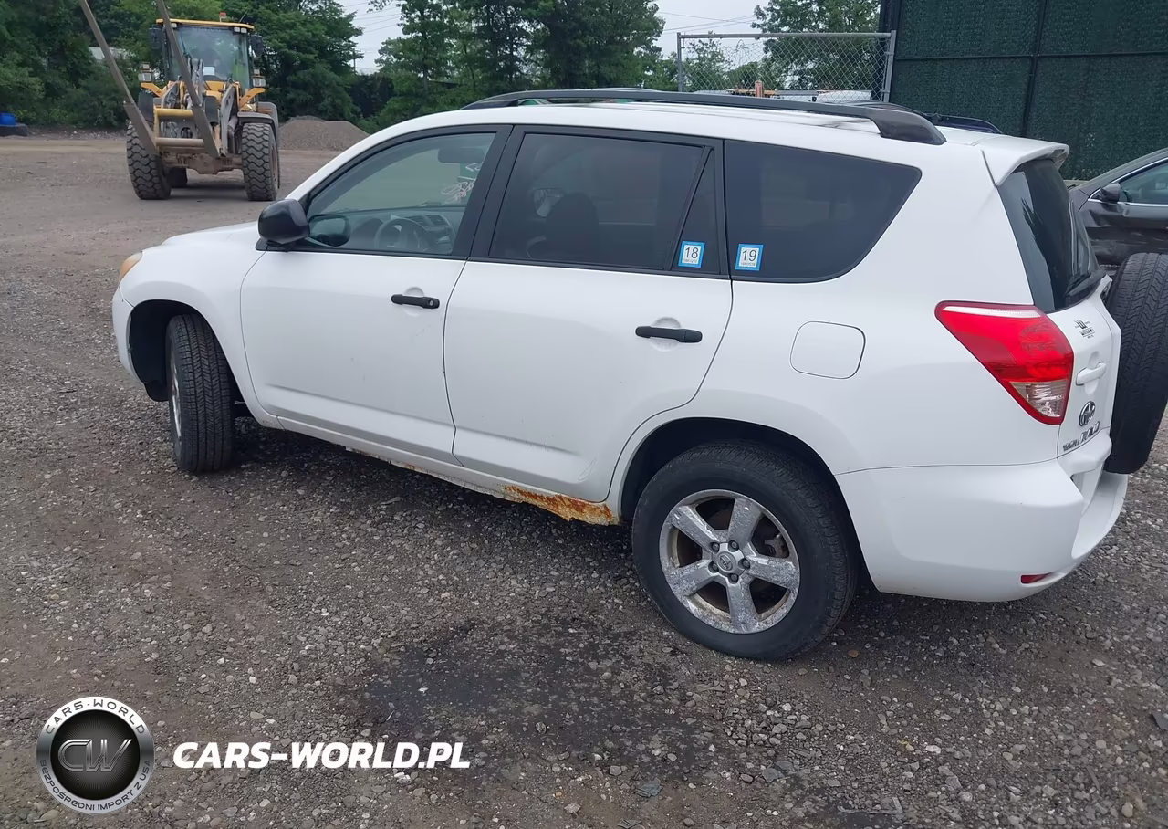 2007 Toyota Rav4 VIN:JTMBD33V075082332 - 3