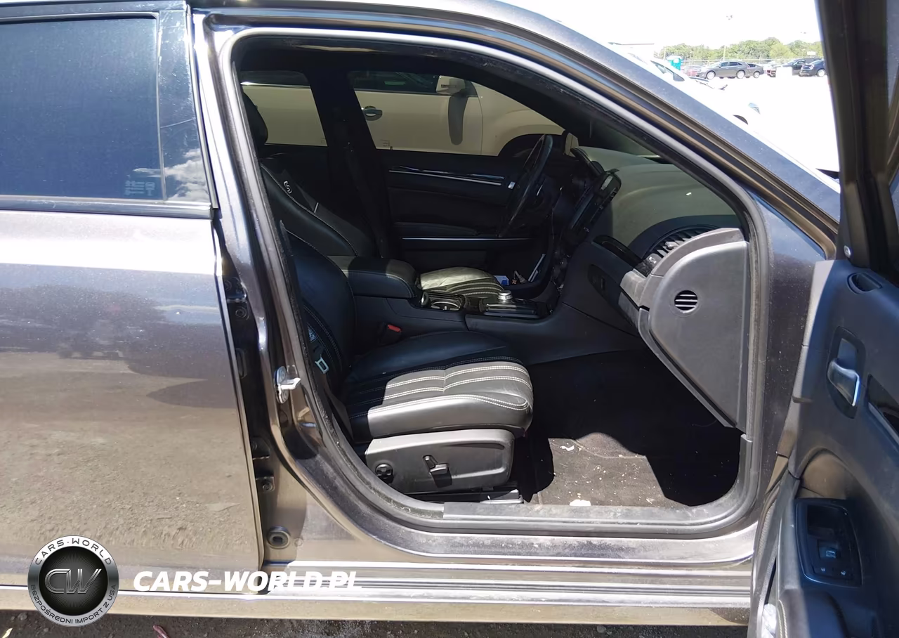 2018 Chrysler 300 300S Awd VIN:2C3CCAGG9JH165429 - 5