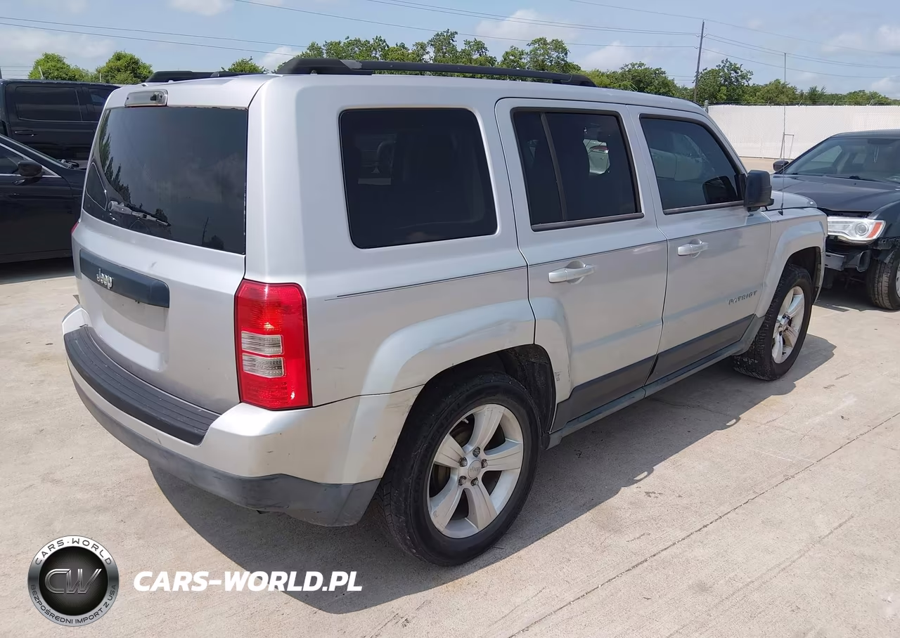 2011 Jeep Patriot Sport VIN:1J4NT1GB5BD213834 - 4