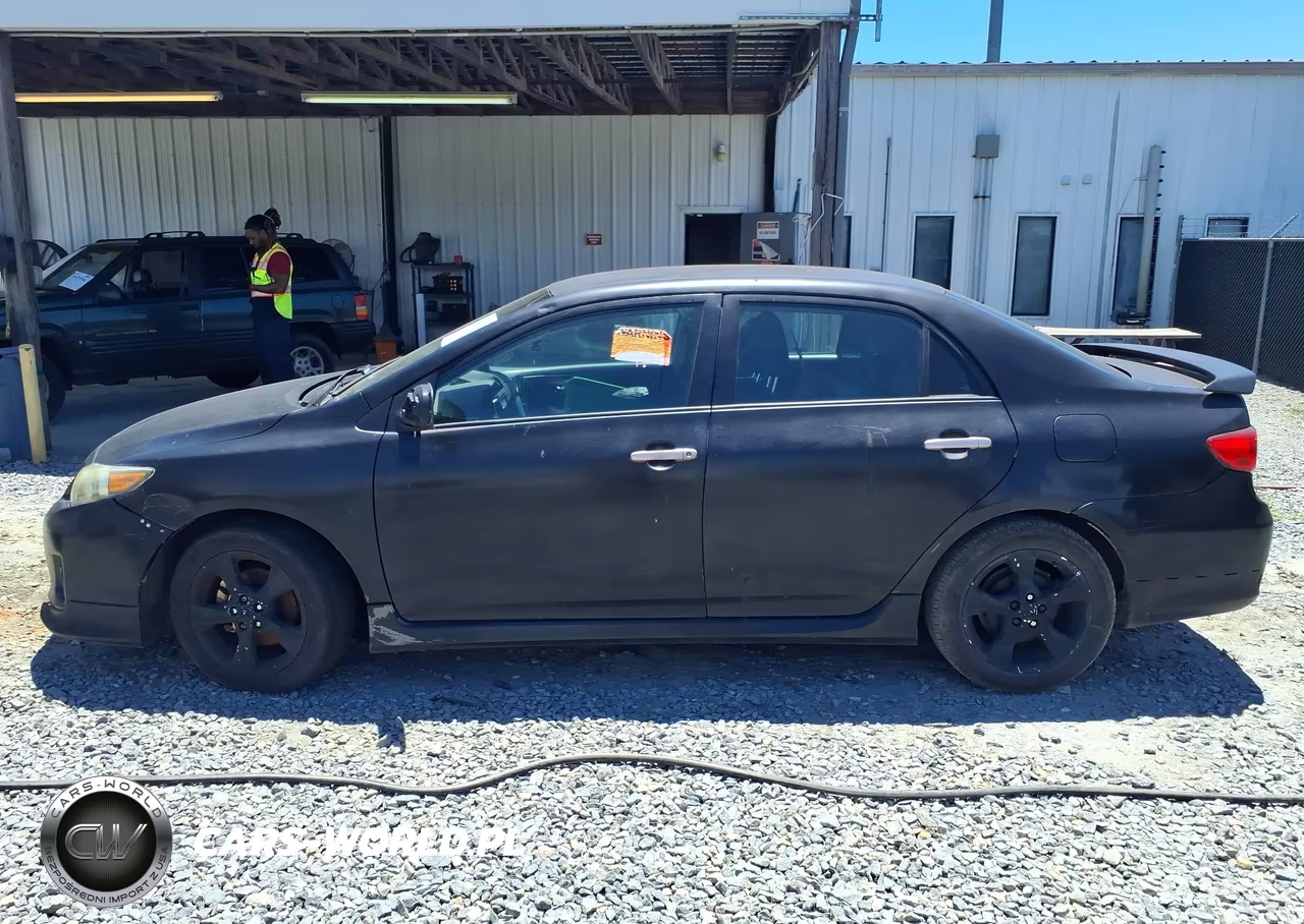 2011 Toyota Corolla S VIN:2T1BU4EE1BC561812 - 14