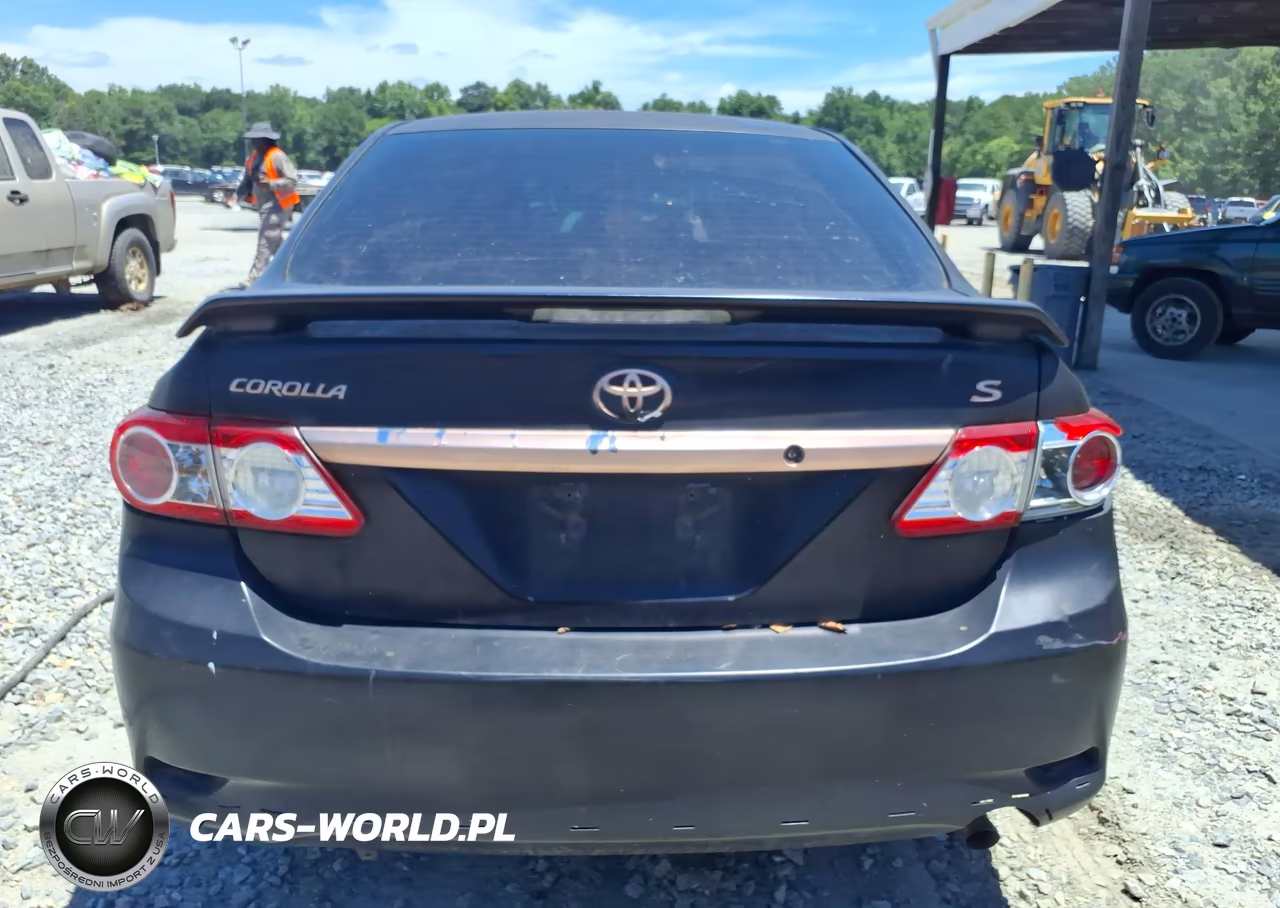 2011 Toyota Corolla S VIN:2T1BU4EE1BC561812 - 16