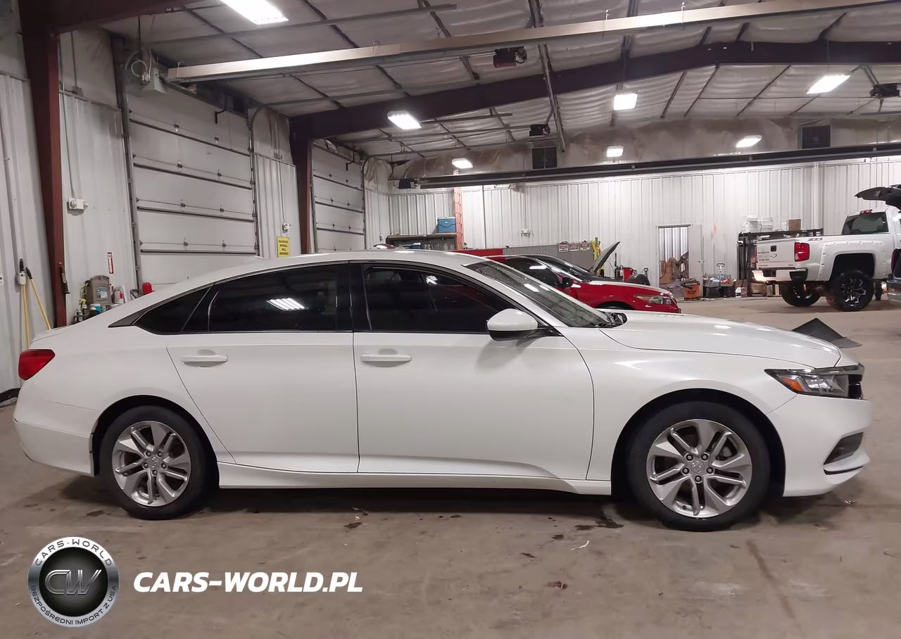 2018 Honda Accord Lx VIN:1HGCV1F14JA006613 - 13