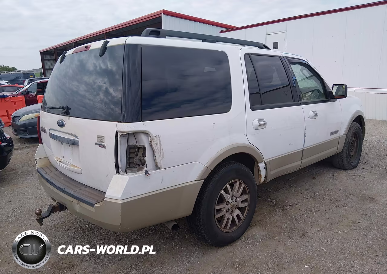 2007 Ford Expedition Eddie Bauer VIN:1FMFU18567LA86262 - 4