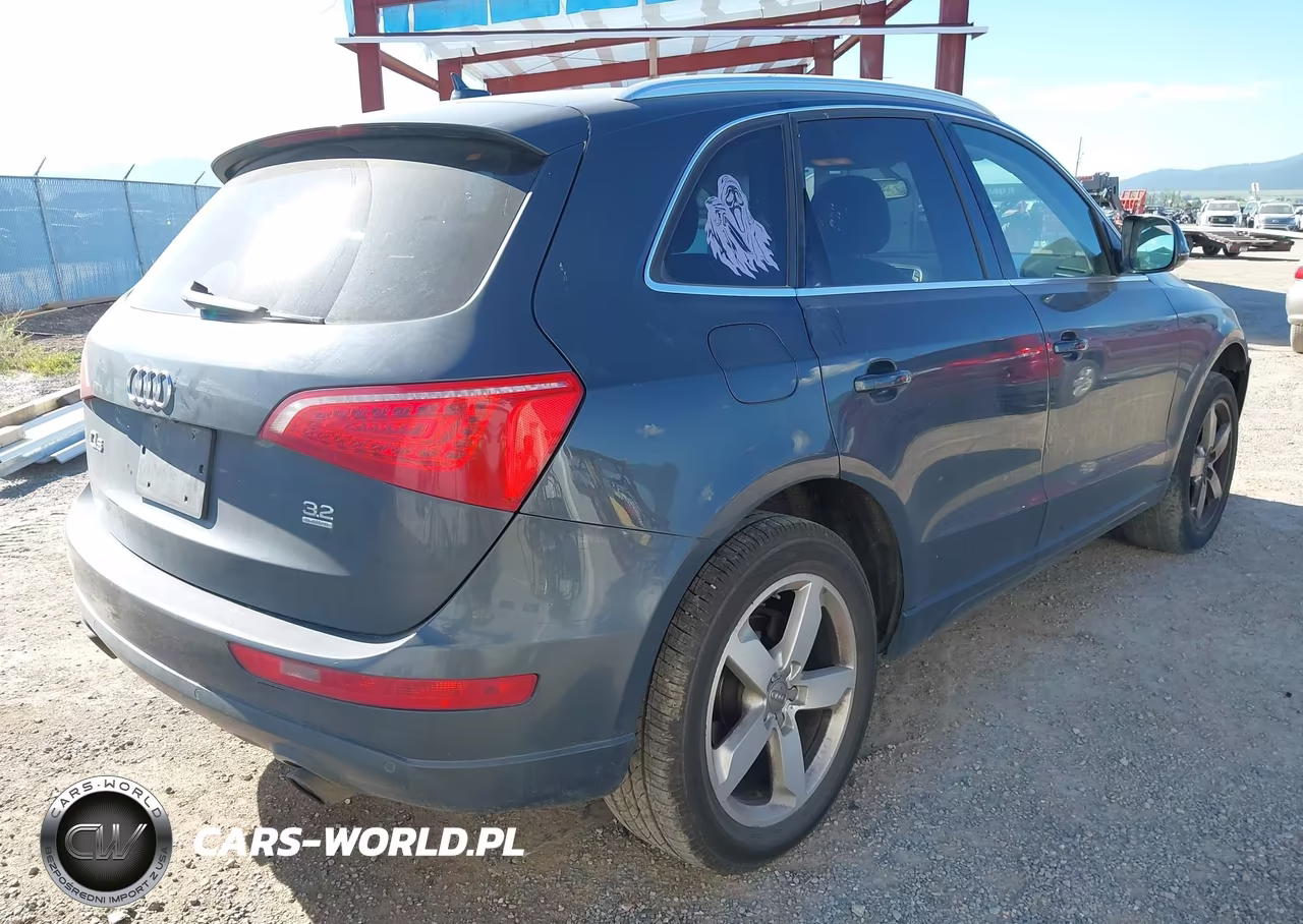 2010 Audi Q5 3.2 Premium VIN:WA1LKAFP5AA099387 - 4
