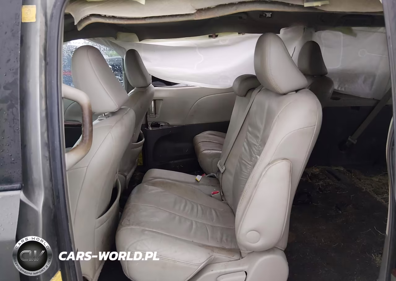 2011 Toyota Sienna Xle V6 VIN:5TDYK3DCXBS015527 - 8