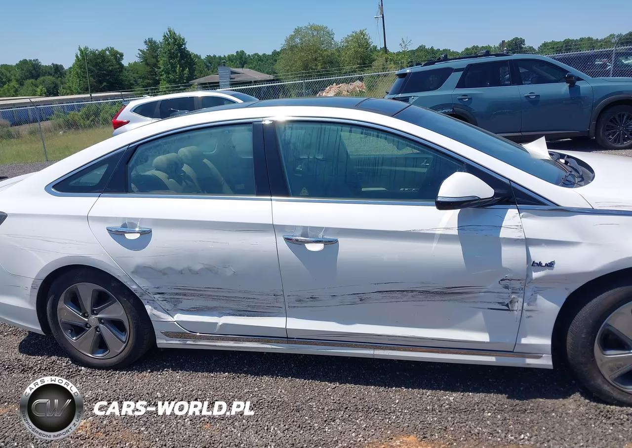 2017 Hyundai Sonata Hybrid Limited VIN:KMHE34L39HA075677 - 13