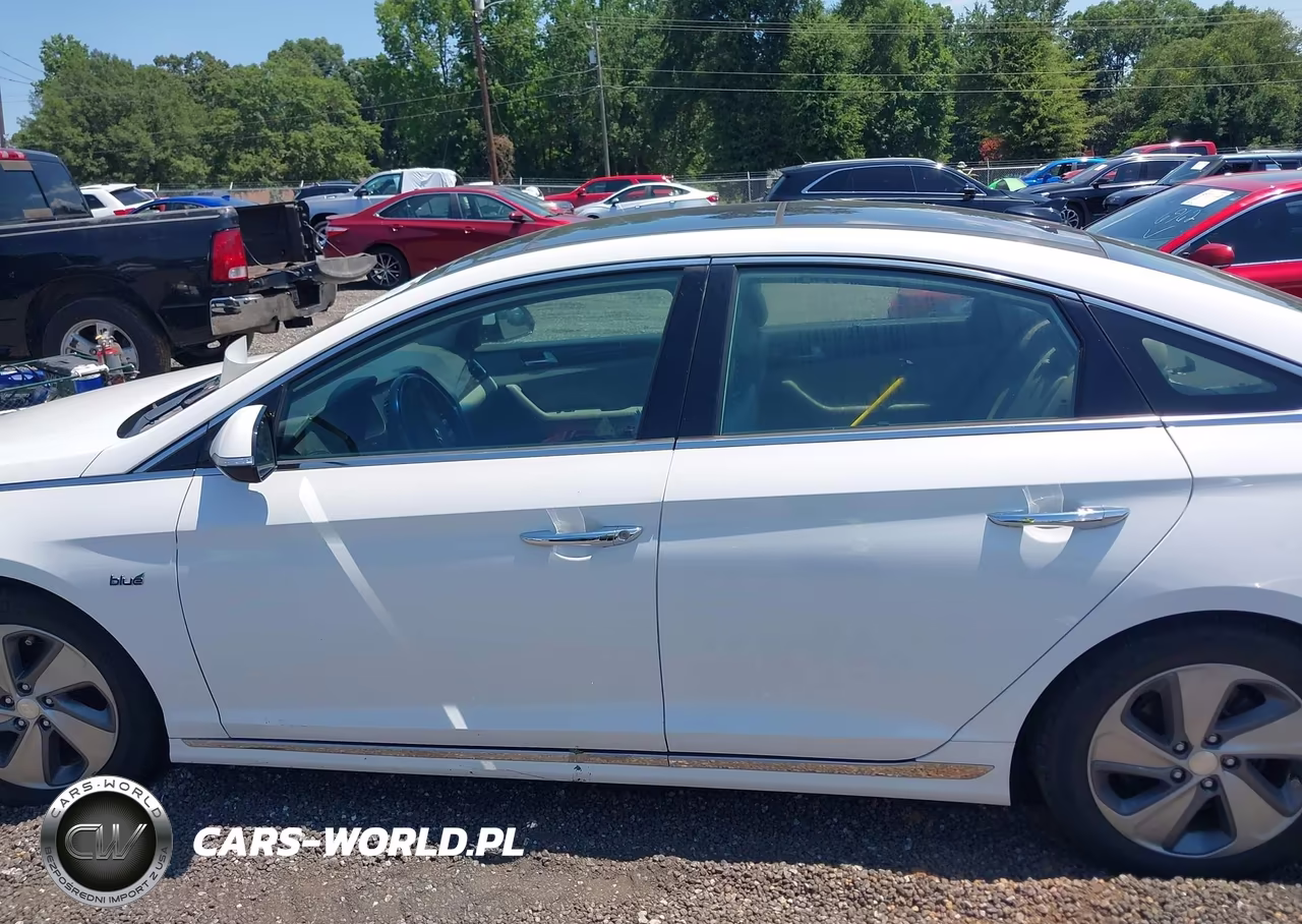 2017 Hyundai Sonata Hybrid Limited VIN:KMHE34L39HA075677 - 14
