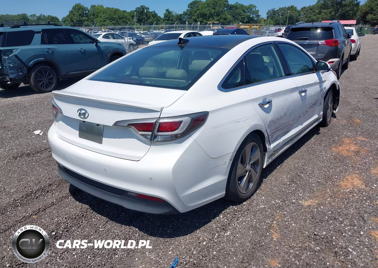 2017 Hyundai Sonata Hybrid Limited VIN:KMHE34L39HA075677 - 4