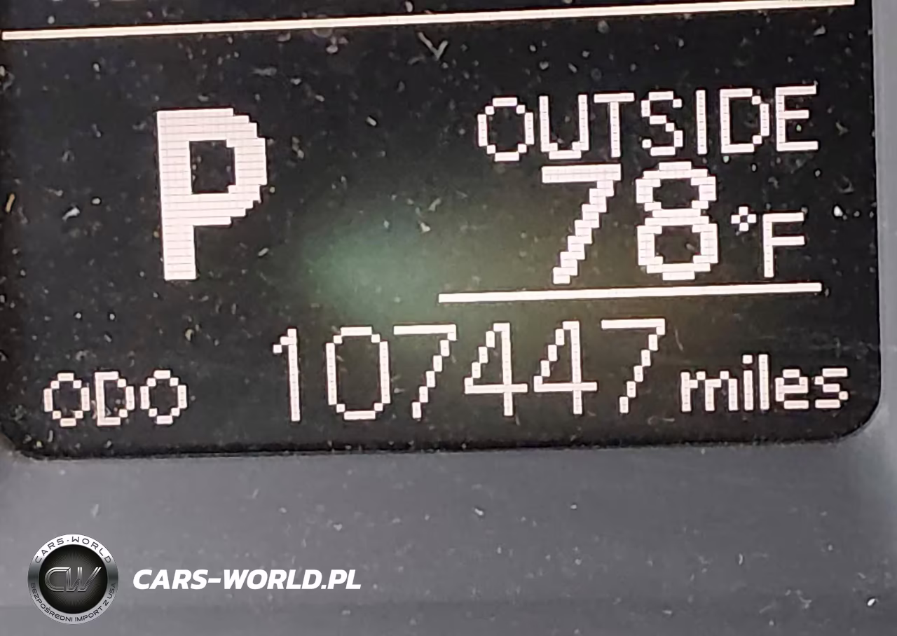 2019 Toyota Corolla Le VIN:5YFBURHE7KP925935 - 16