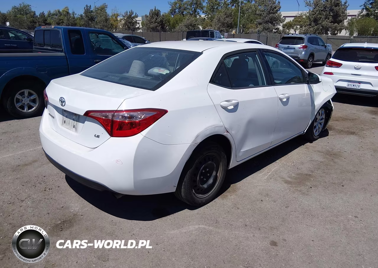 2019 Toyota Corolla Le VIN:5YFBURHE7KP925935 - 4