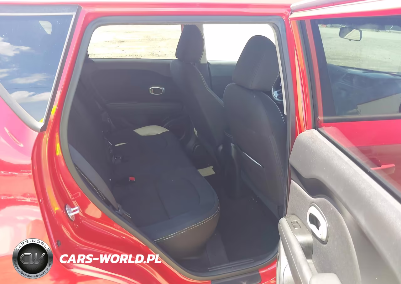 2015 Kia Soul + VIN:KNDJP3A53F7781513 - 8