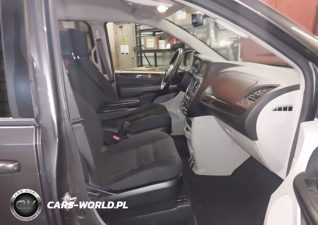 2018 Dodge Grand Caravan Se VIN:2C4RDGBG5JR273327 - 5