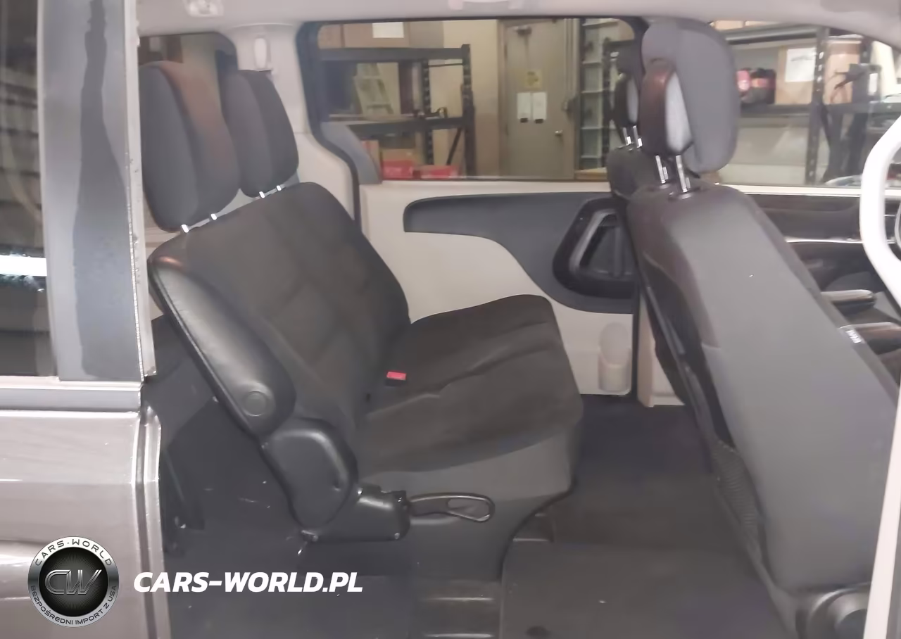 2018 Dodge Grand Caravan Se VIN:2C4RDGBG5JR273327 - 8