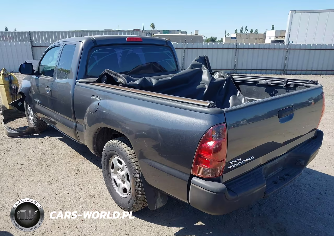 2012 Toyota Tacoma VIN:5TFTX4CN6CX018764 - 3