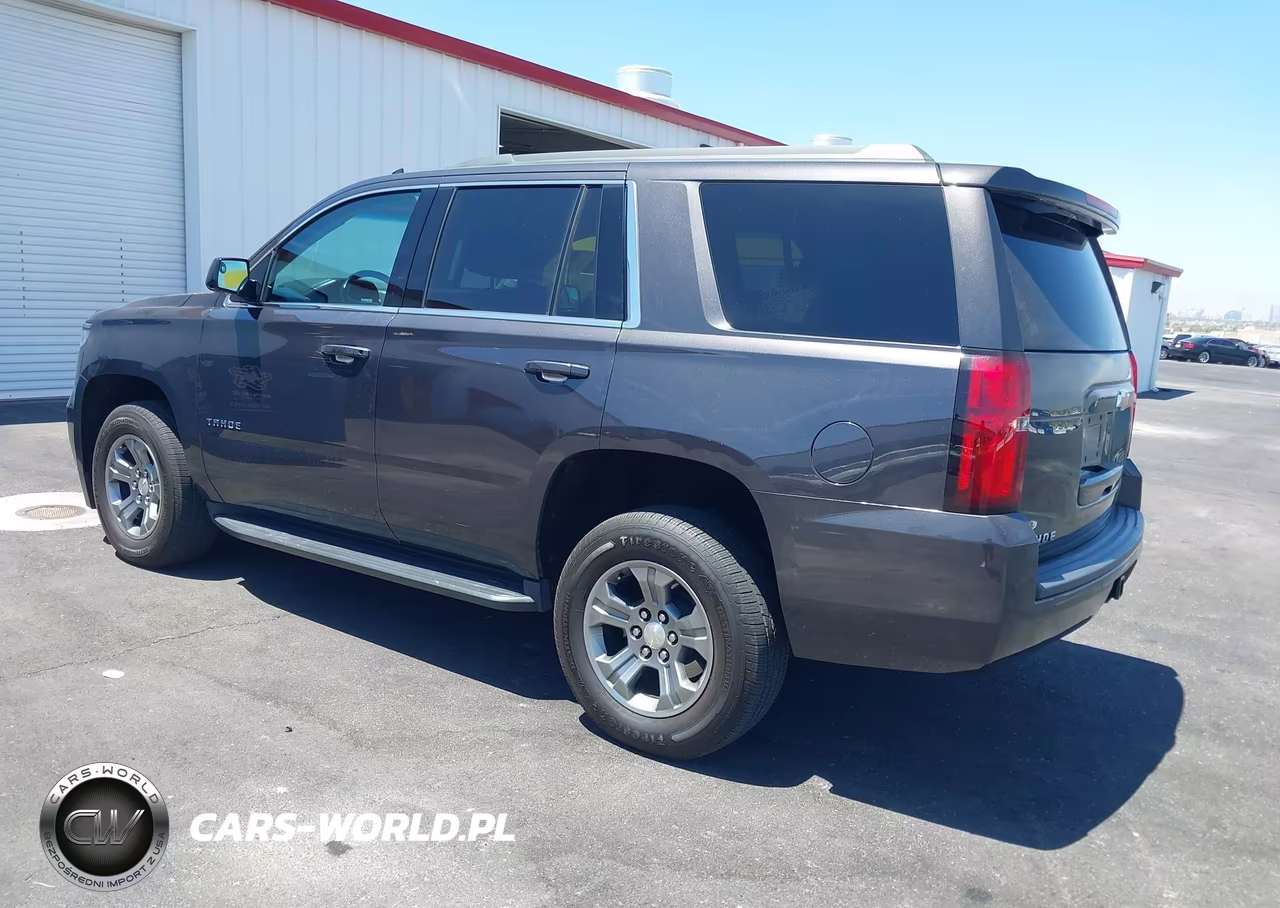 2018 Chevrolet Tahoe Ls VIN:1GNSKAEC6JR331102 - 3