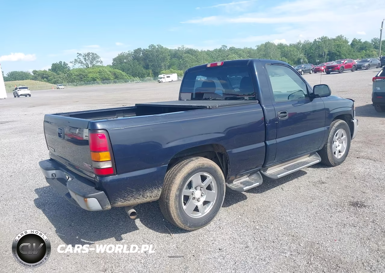 2007 GMC Sierra 1500 Classic Work VIN:1GTEC14X57Z148130 - 4