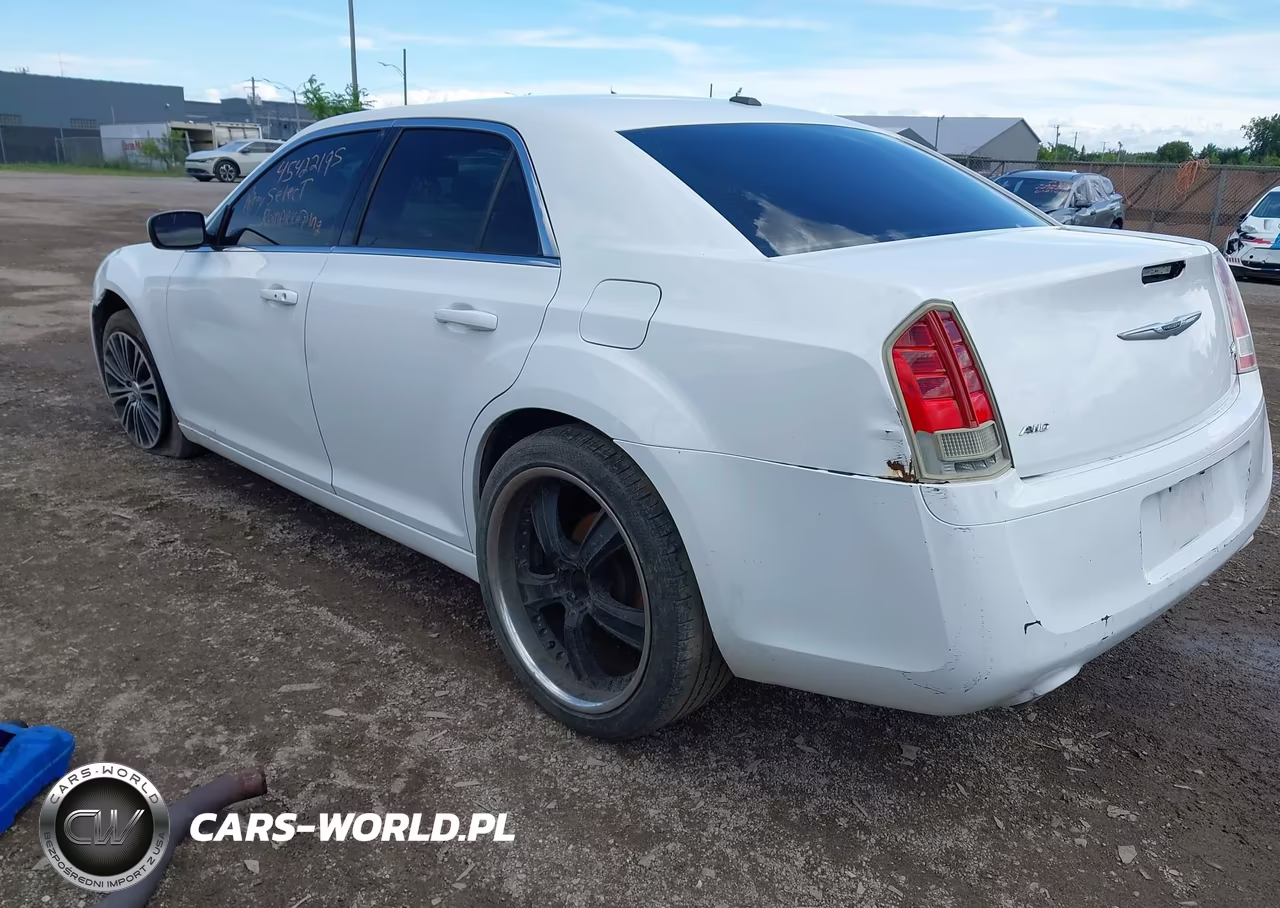 2013 Chrysler 300 300S VIN:2C3CCAGT0DH505763 - 3