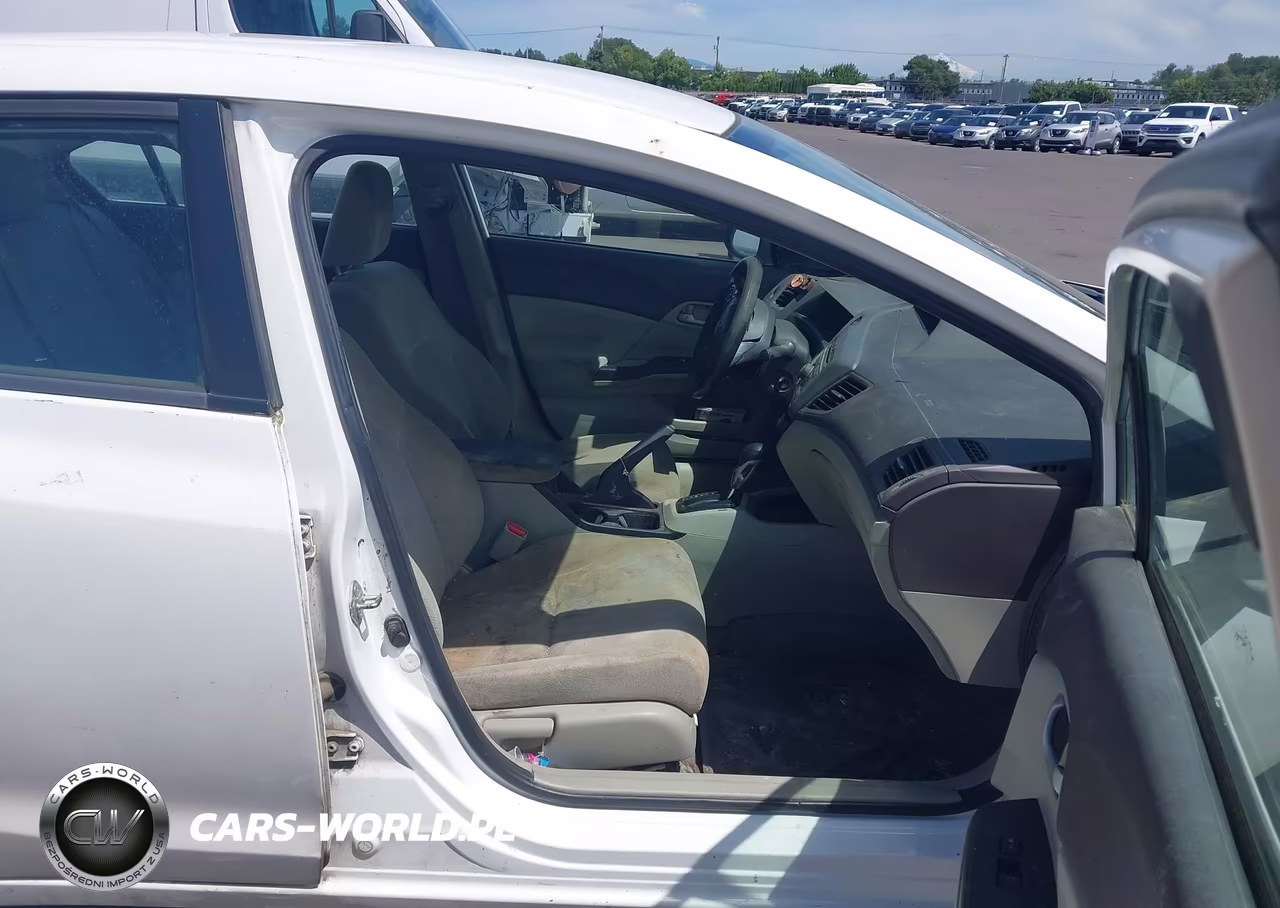 2012 Honda Civic Lx VIN:19XFB2F5XCE330775 - 5