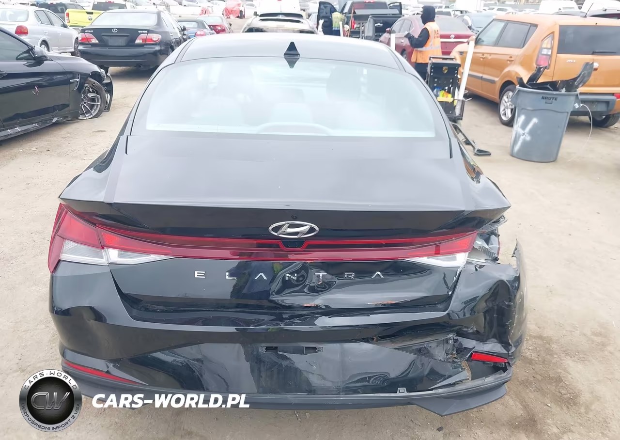 2021 Hyundai Elantra Sel VIN:5NPLM4AG2MH003205 - 17