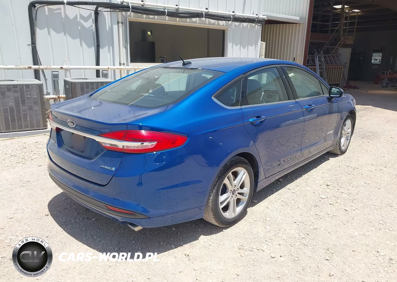 2018 Ford Fusion Hybrid S VIN:3FA6P0UU7JR209472 - 4