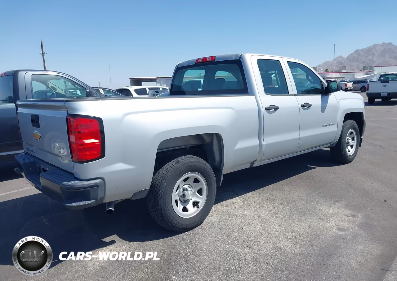 2017 Chevrolet Silverado 1500 Work Truck VIN:1GCRCNEH5HZ123178 - 4