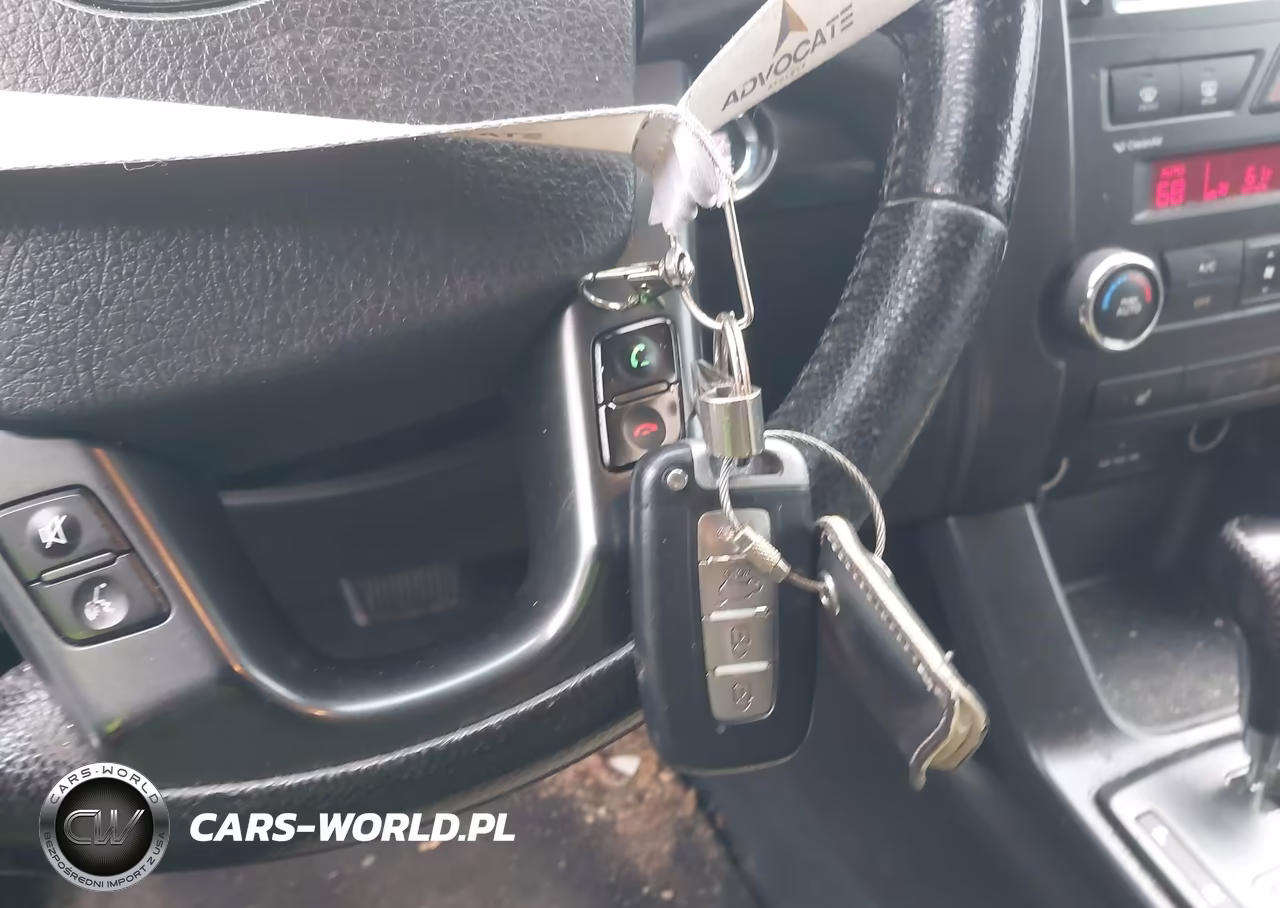2011 Kia Sorento Ex V6 VIN:5XYKUDA2XBG036666 - 11