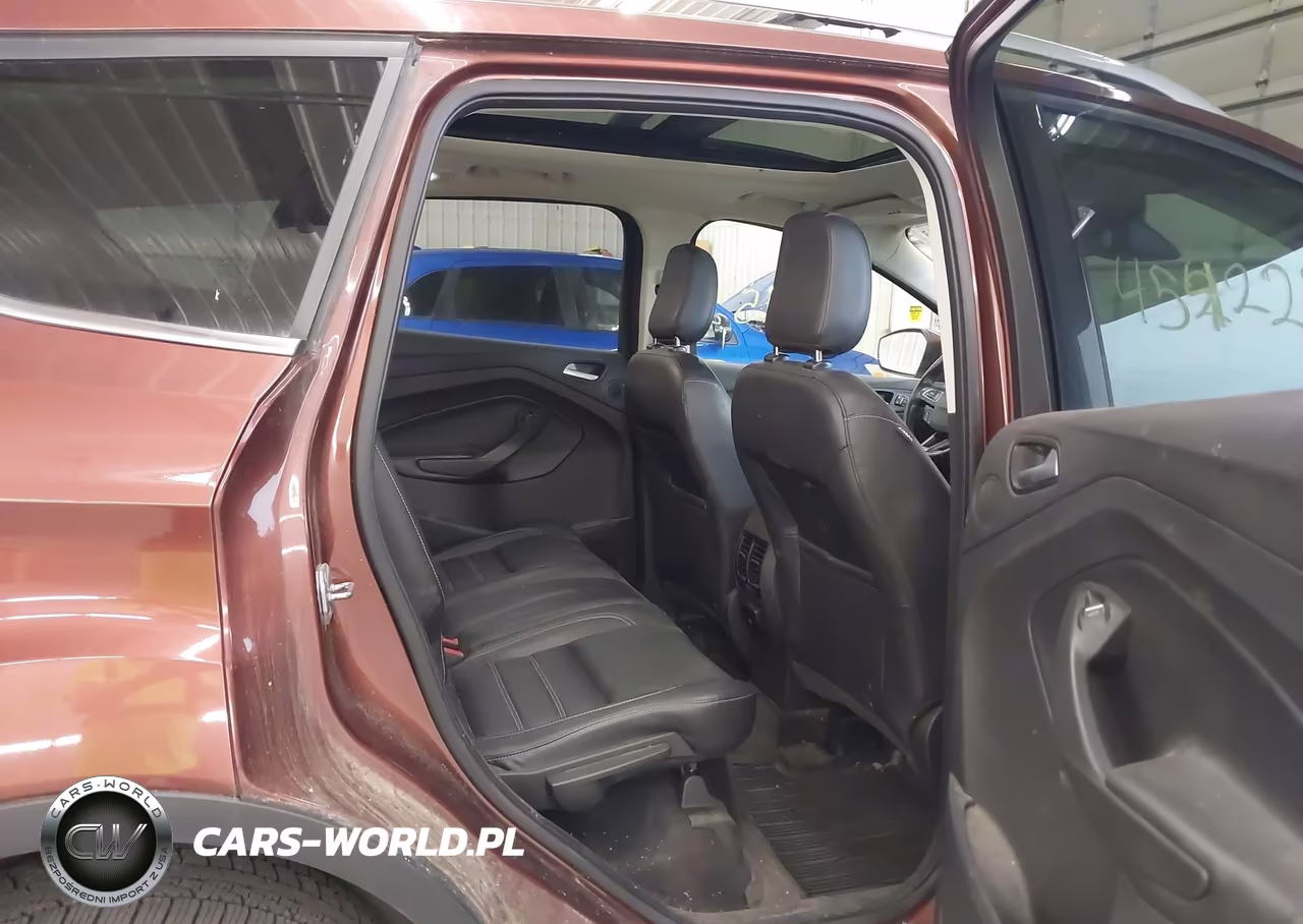 2018 Ford Escape Titanium VIN:1FMCU9J91JUA91806 - 8