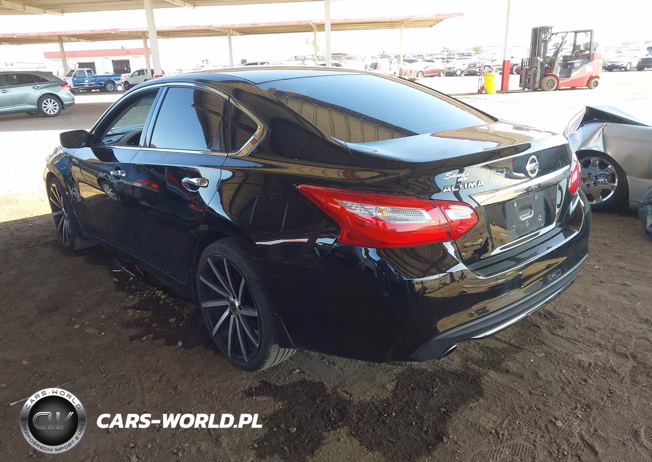 2017 Nissan Altima 2.5 S VIN:1N4AL3AP7HC256628 - 3
