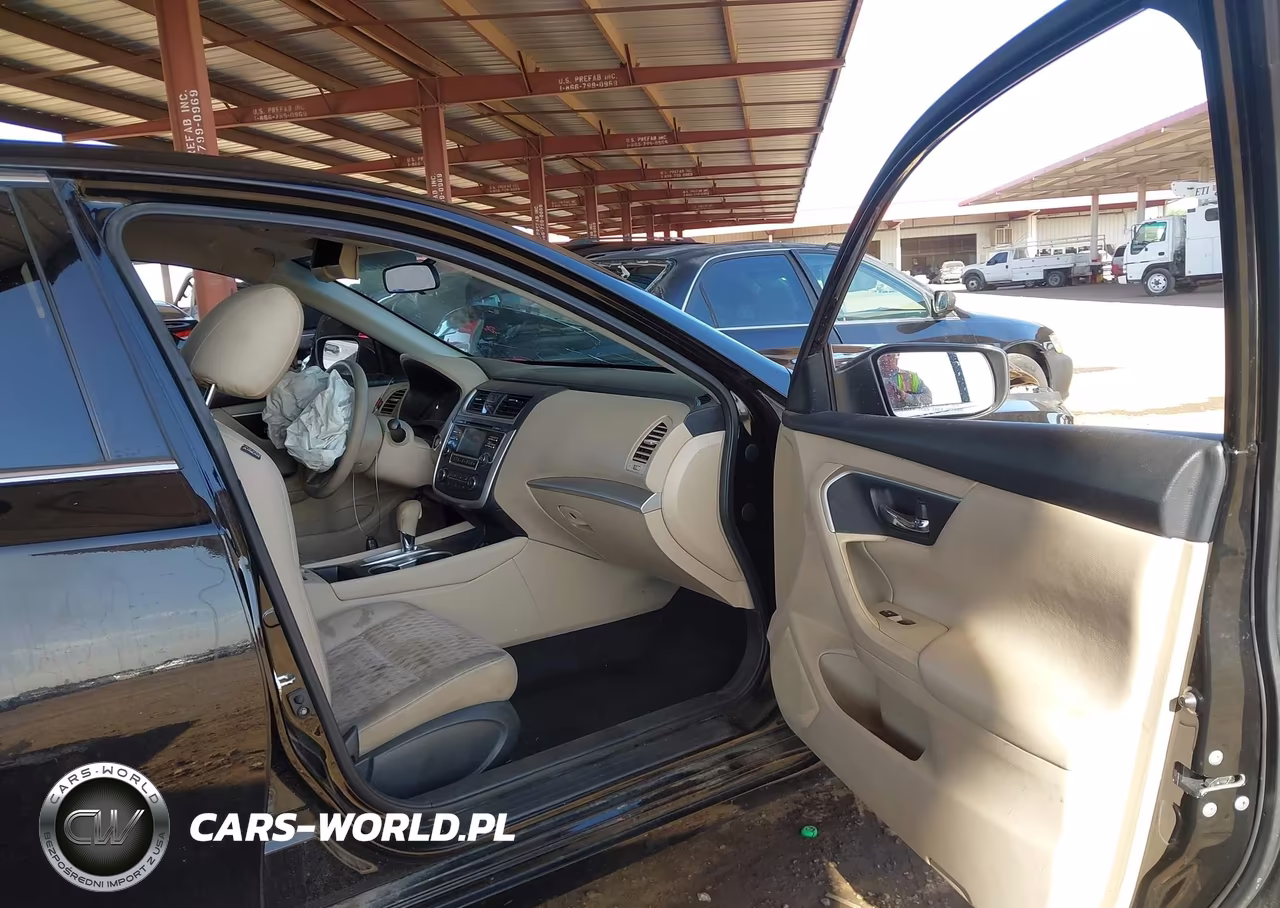 2017 Nissan Altima 2.5 S VIN:1N4AL3AP7HC256628 - 5