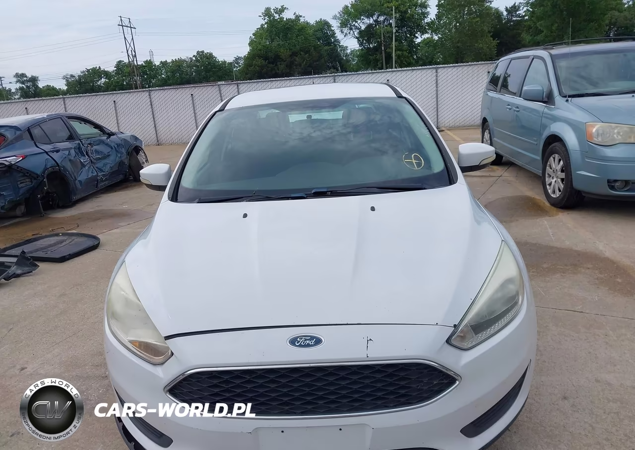 2015 Ford Focus Se VIN:1FADP3F23FL250059 - 6