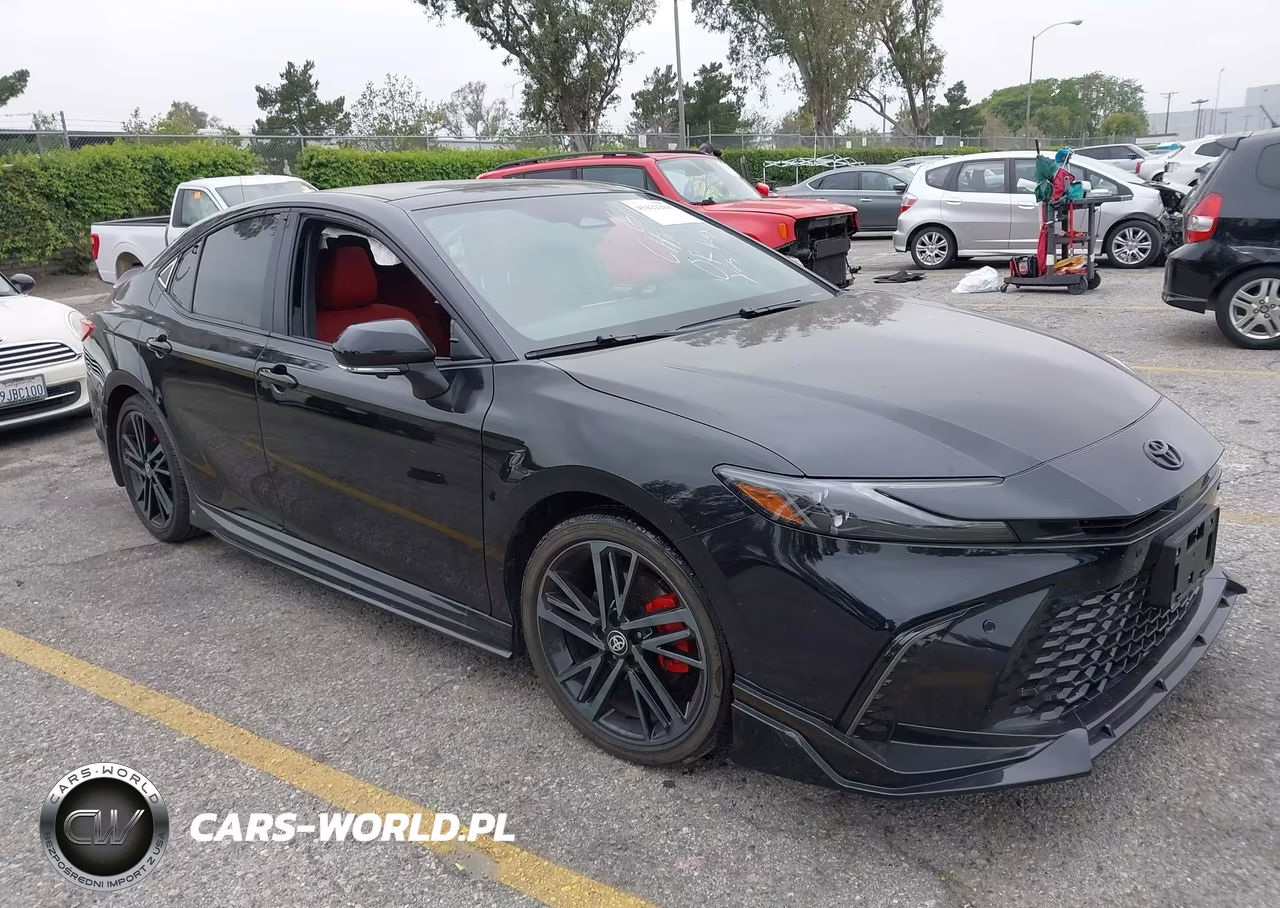 2026 Toyota Camry Xse – zdjęcie 1 z 17
