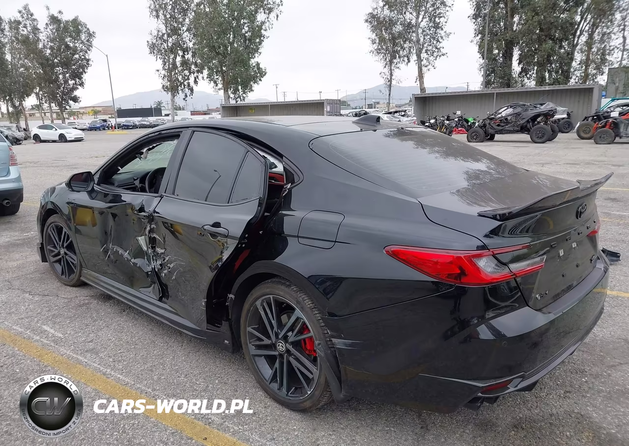 2026 Toyota Camry Xse VIN:4T1DAACK5TU686997 - 3