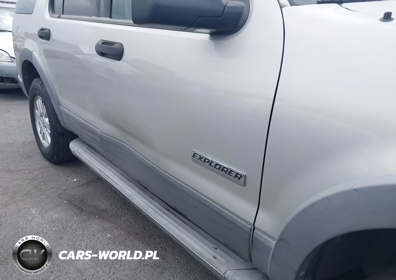 2006 Ford Explorer Xlt VIN:1FMEU63E86ZA19545 - 6