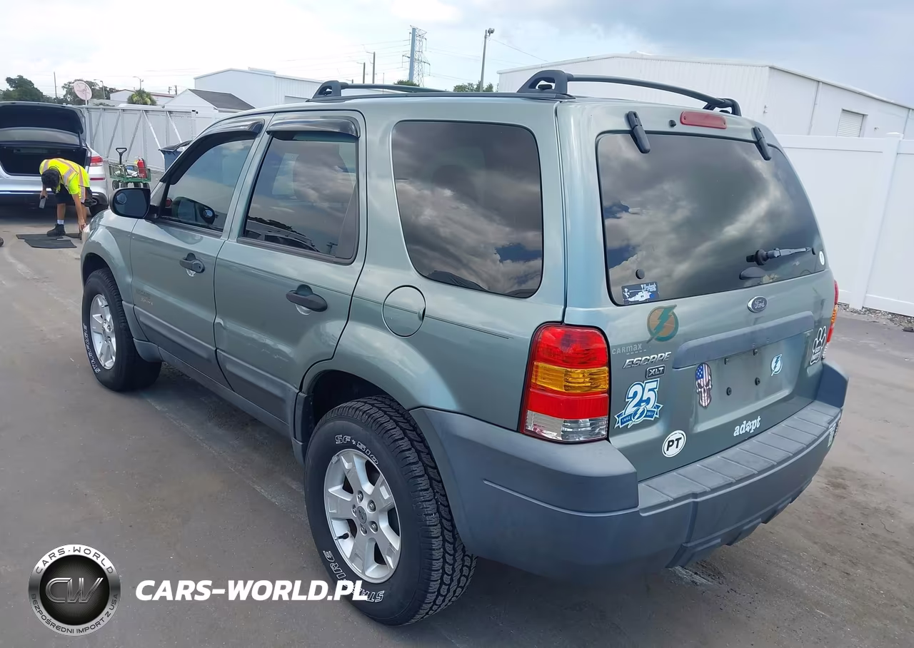2005 Ford Escape Xlt VIN:1FMYU03175KB06996 - 3