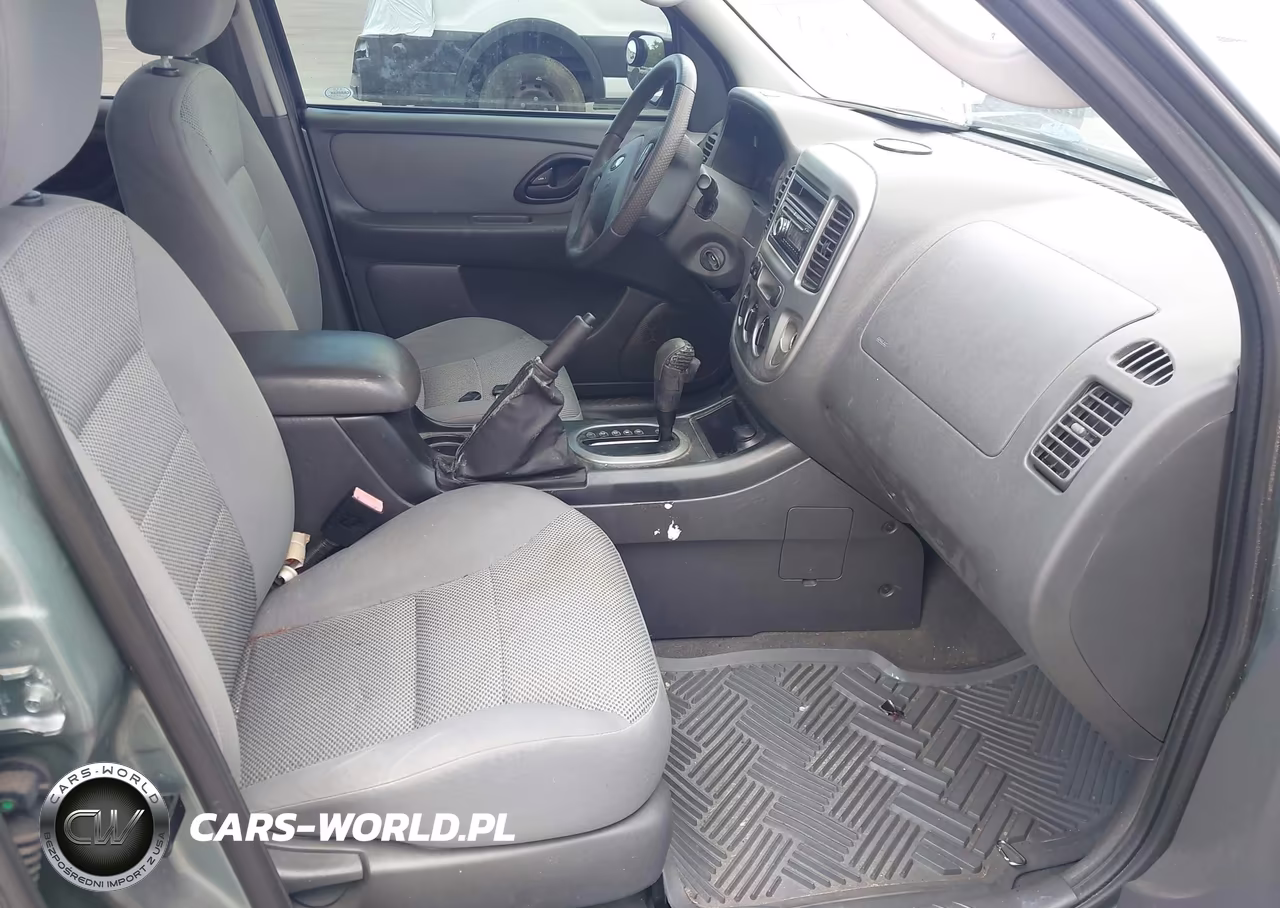 2005 Ford Escape Xlt VIN:1FMYU03175KB06996 - 5