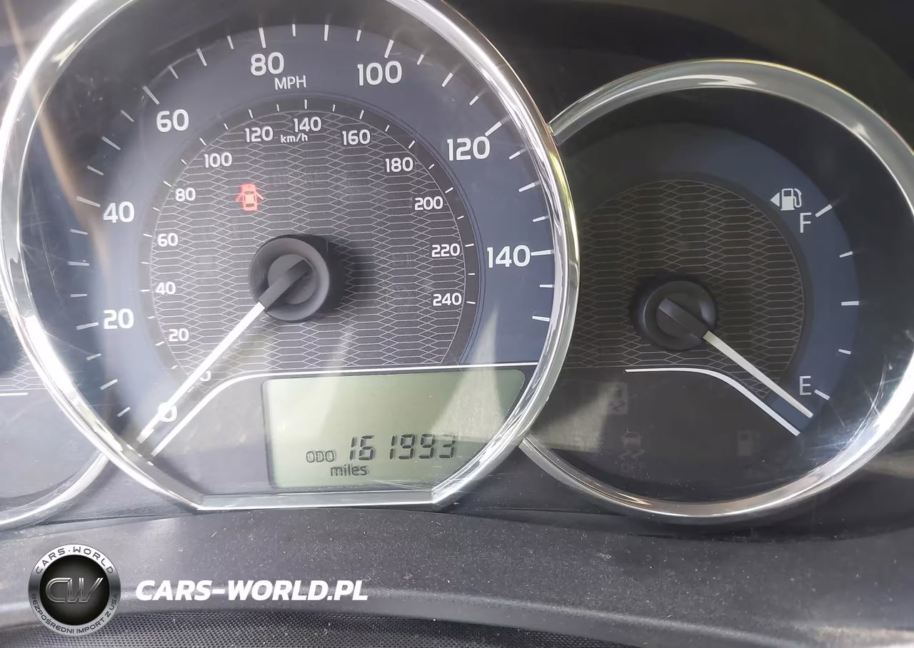2015 Toyota Corolla L VIN:5YFBURHE9FP227199 - 15