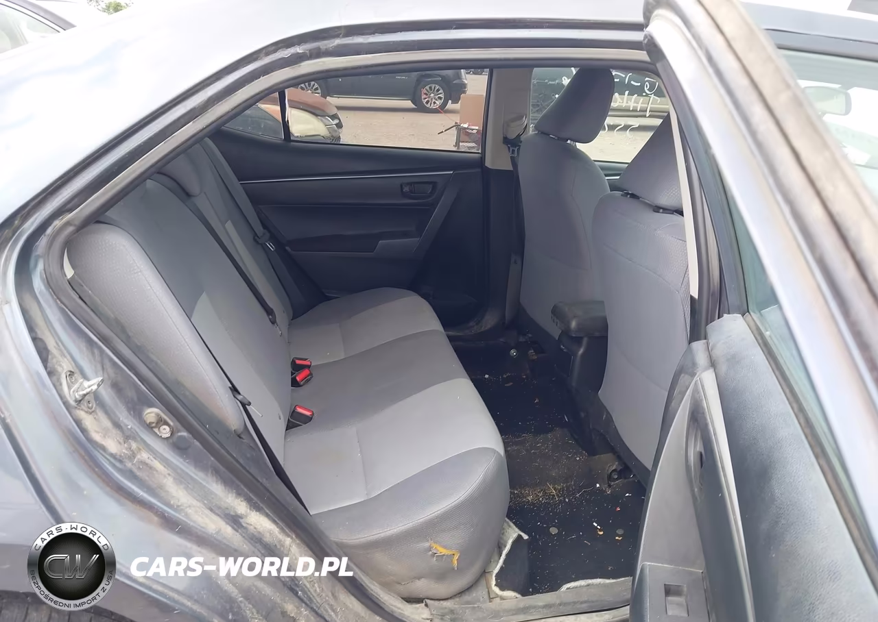 2015 Toyota Corolla L VIN:5YFBURHE9FP227199 - 8