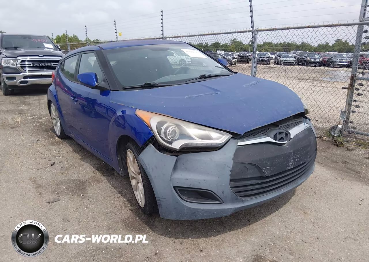 2012 Hyundai Veloster Base W-Black