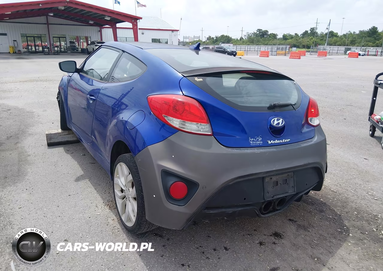 2012 Hyundai Veloster Base W-Black VIN:KMHTC6ADXCU072325 - 3