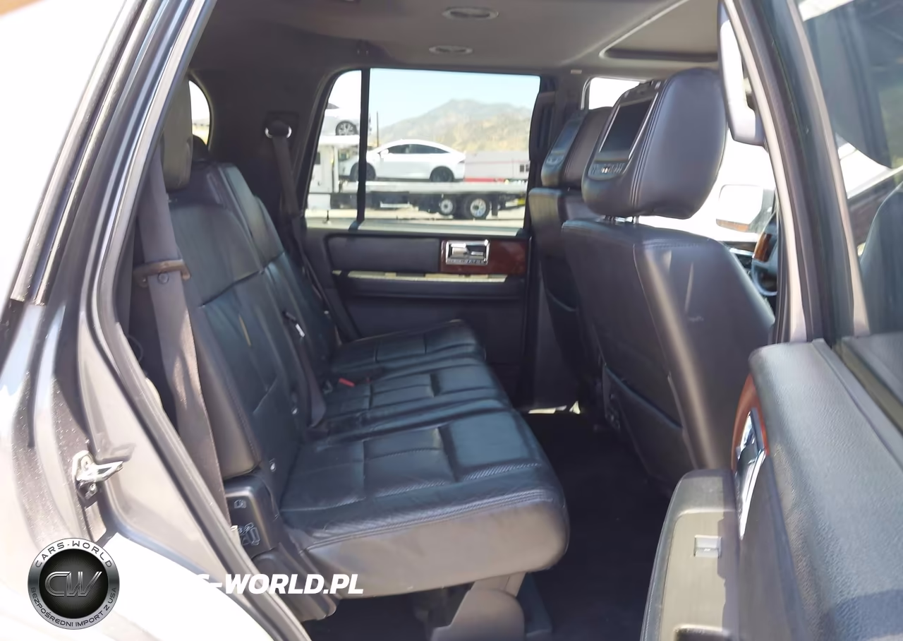 2011 Lincoln Navigator VIN:5LMJJ2H58BEJ00309 - 8