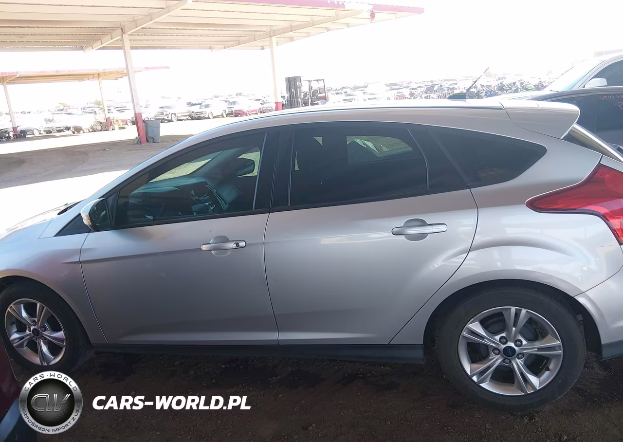 2014 Ford Focus Se VIN:1FADP3K20EL239671 - 14