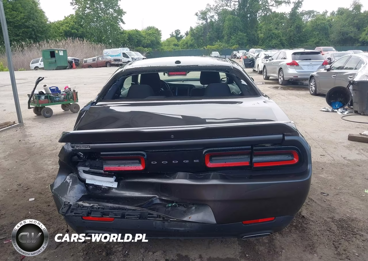 2021 Dodge Challenger Sxt VIN:2C3CDZAG2MH623370 - 16