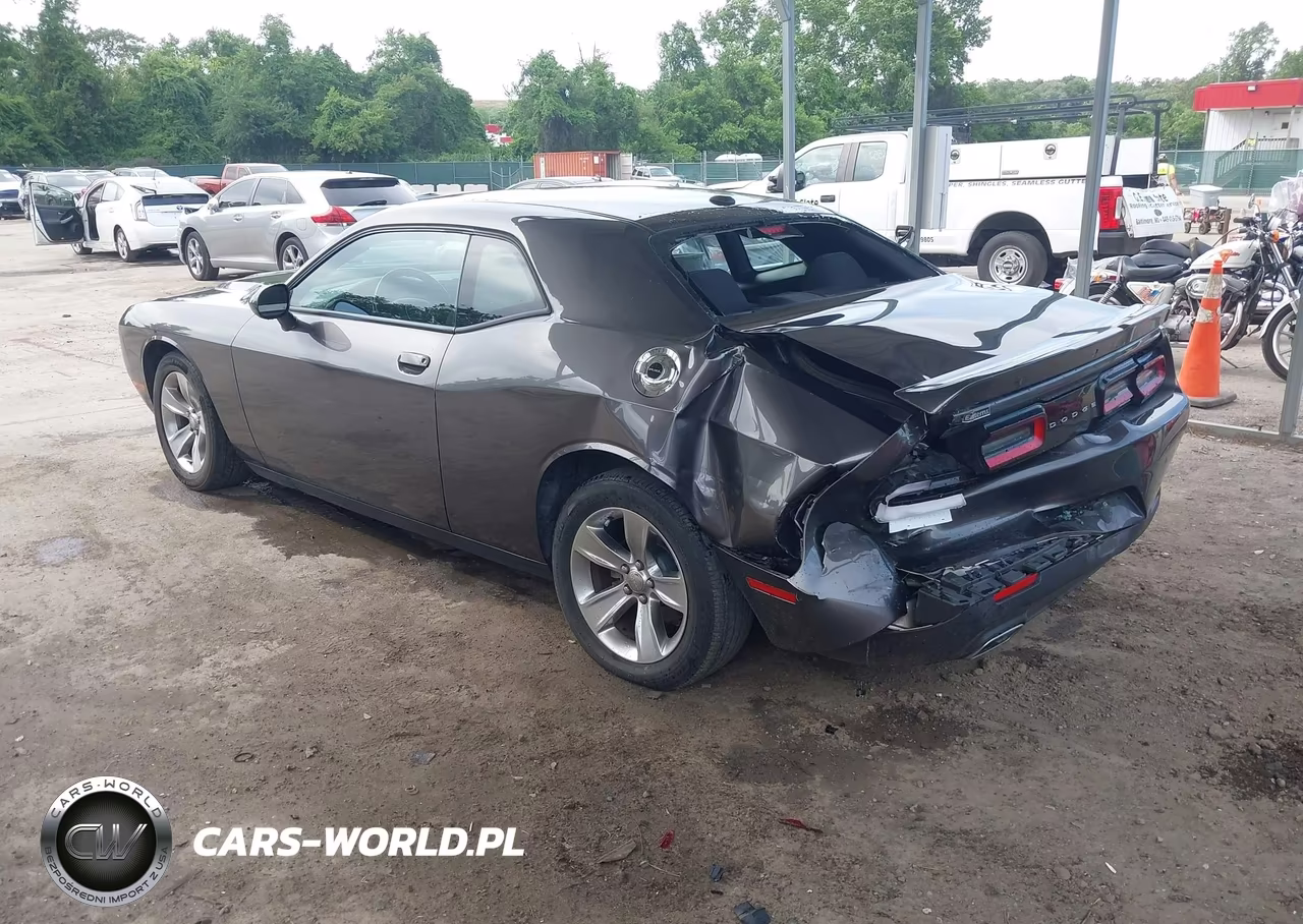 2021 Dodge Challenger Sxt VIN:2C3CDZAG2MH623370 - 3