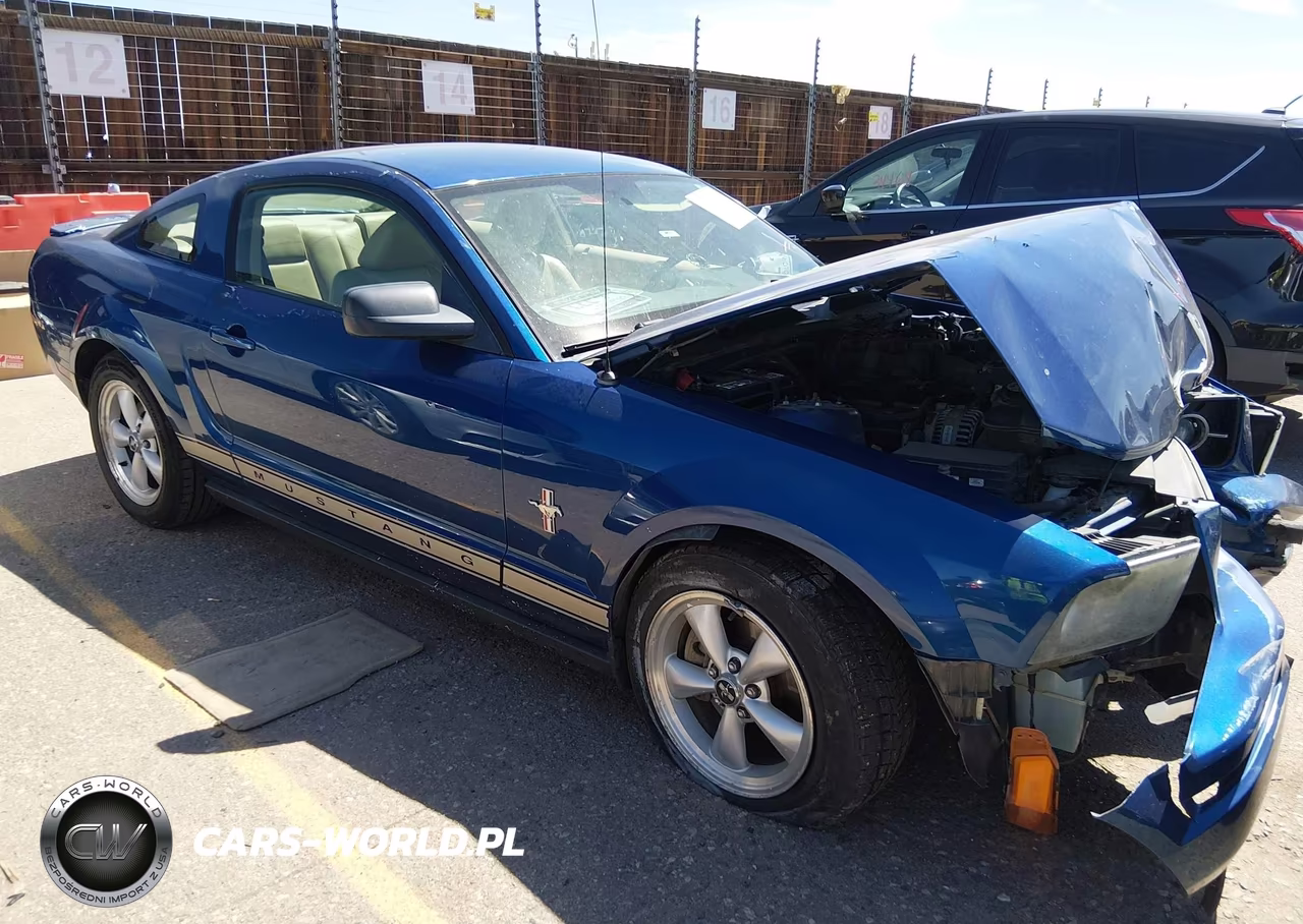 2007 Ford Mustang V6 Deluxe-V6 Premium