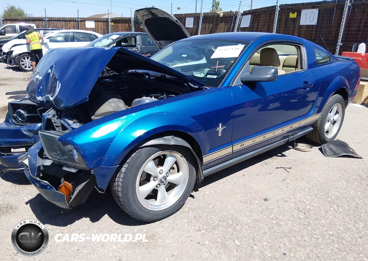 2007 Ford Mustang V6 Deluxe-V6 Premium VIN:1ZVFT80N275255318 - 2