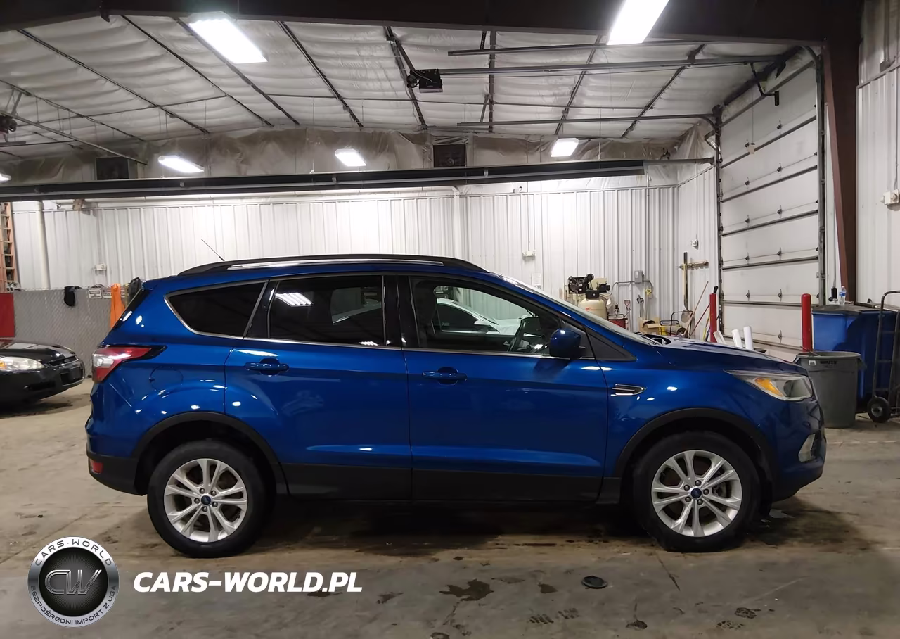 2018 Ford Escape Se VIN:1FMCU9GD7JUA23716 - 13