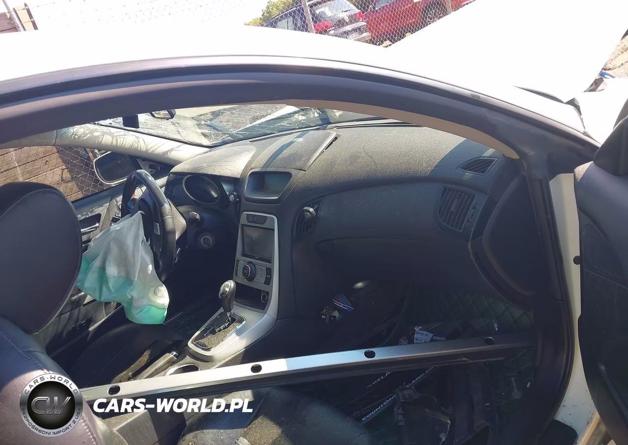 2010 Hyundai Genesis 3.8 VIN:KMHHU6KH7AU005327 - 5
