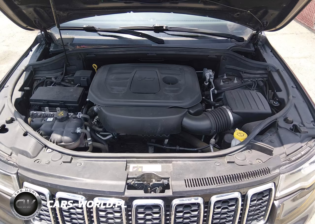 2019 Jeep Grand Cherokee Laredo E 4X4 VIN:1C4RJFAG8KC837020 - 10