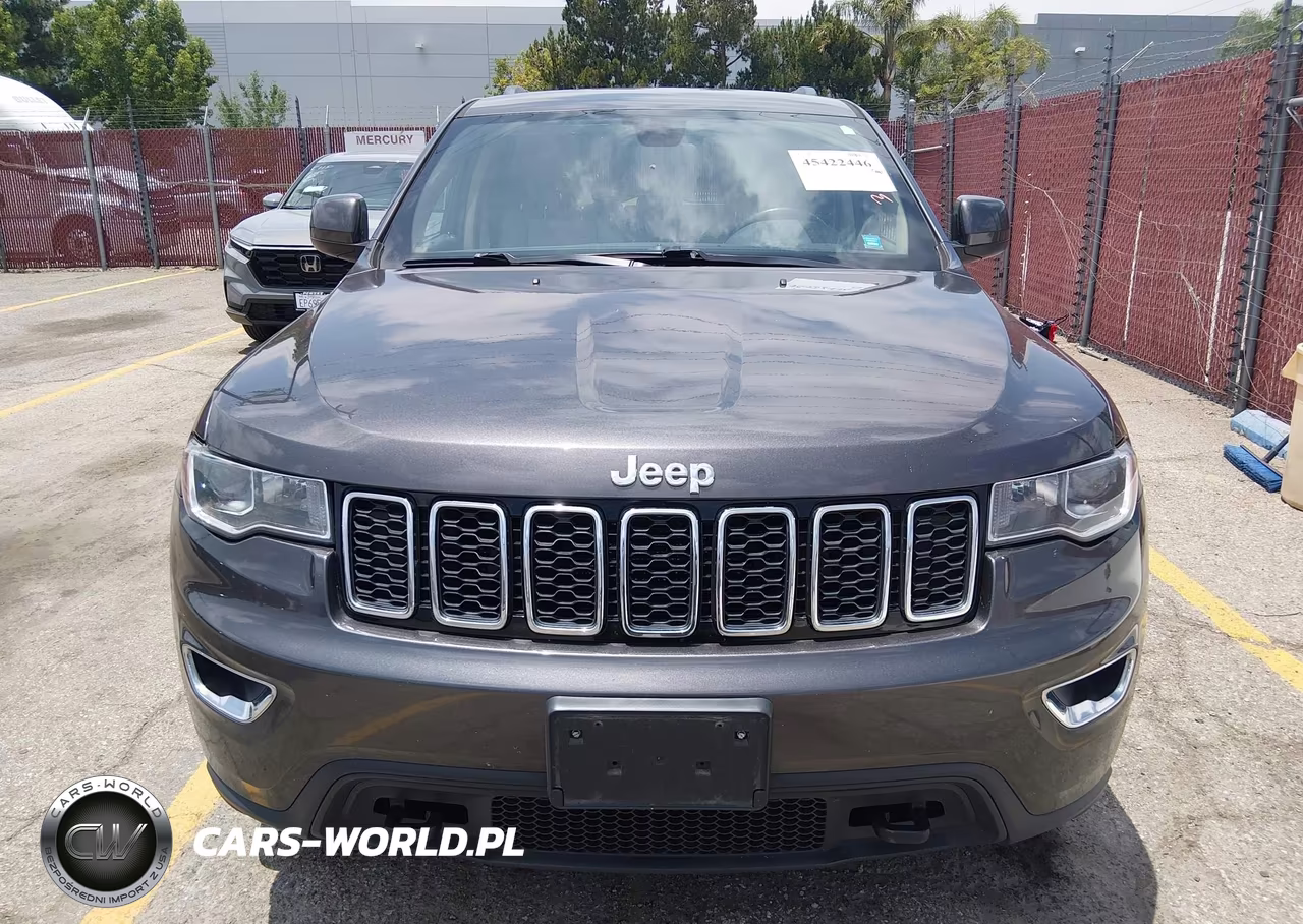 2019 Jeep Grand Cherokee Laredo E 4X4 VIN:1C4RJFAG8KC837020 - 12